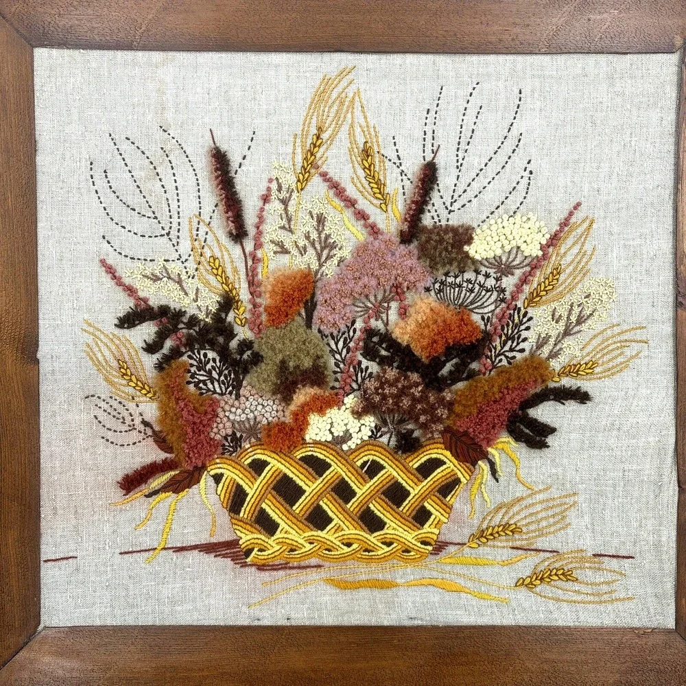Vtg Latch Hook Rug Wall Hanging Handmade Fall‎ Basket Framed Art 26